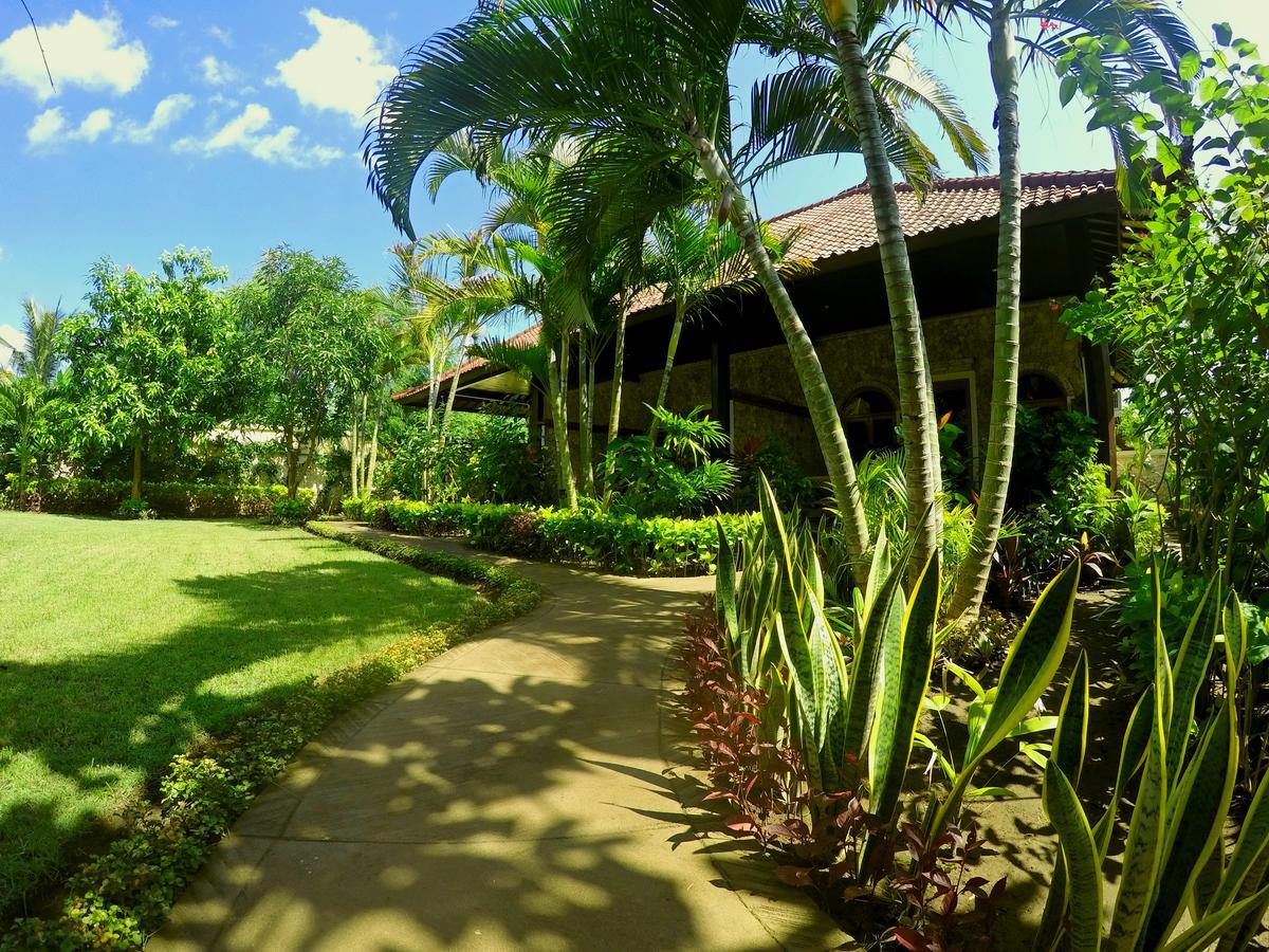 Mans Cottages&Spa Pemuteran Exteriör bild